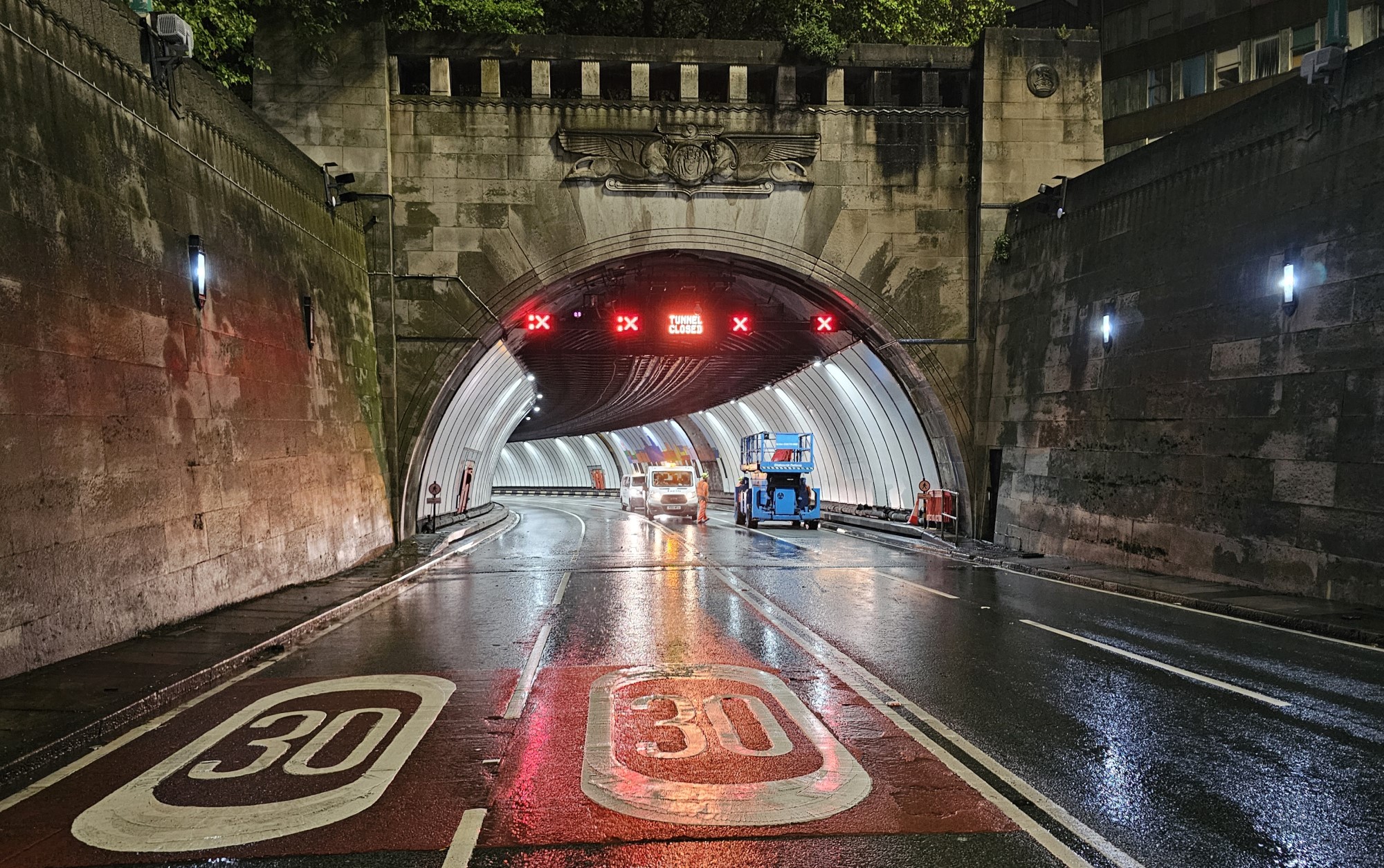 light-at-the-end-of-the-tunnel-upgrade-as-weekend-evening-closures-come